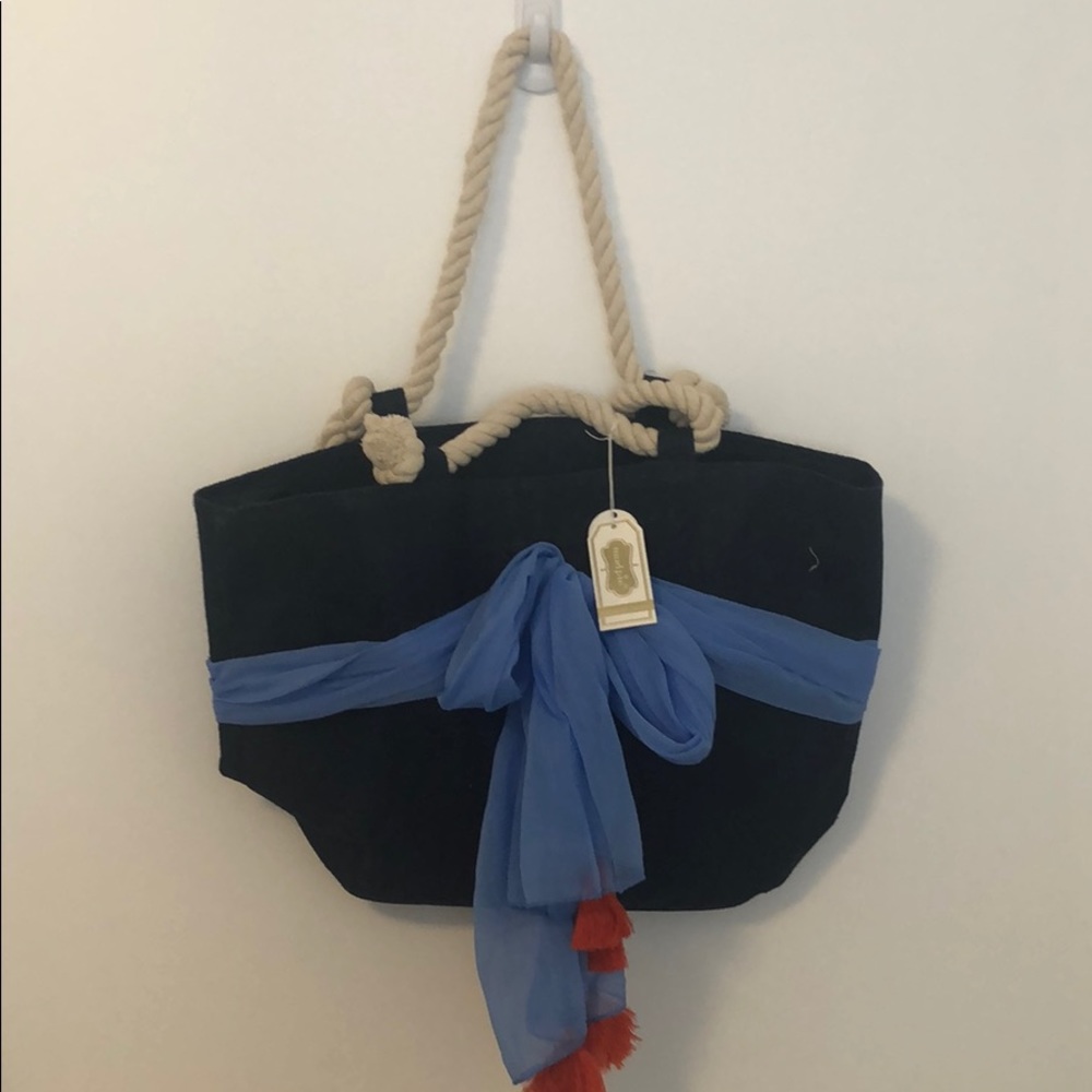 Mudpie navy burlap tote with removable sarong
